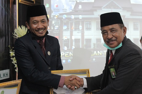 Sukses Jadi Tuan Rumah Pemusatan Tim Khusus Satgas TI PTA Jambi, PA Sungai Penuh Terima Penghargaan